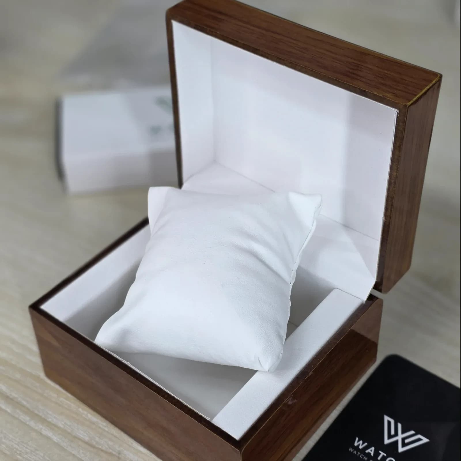 Boxs, image 2