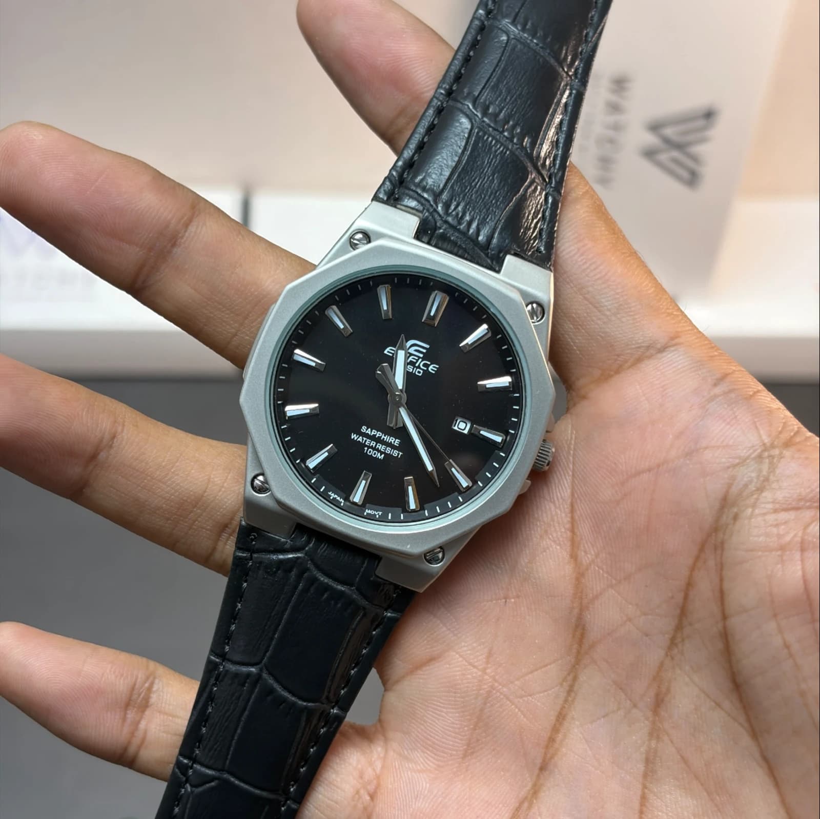 Edifice 3092, image 3